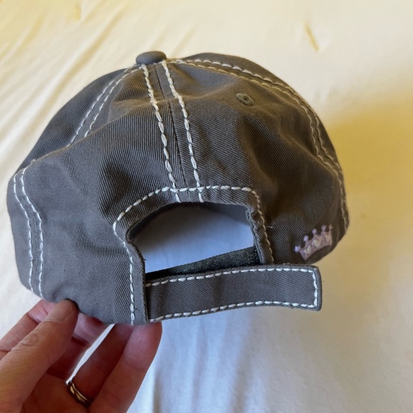 KBethos Queen of the Camper Hat - Picture 2 of 6